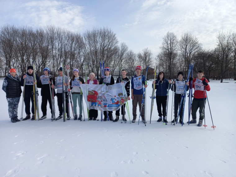 Акцию "Снег, лыжи, ГТО!" прошла в Озерской школе-интернат.